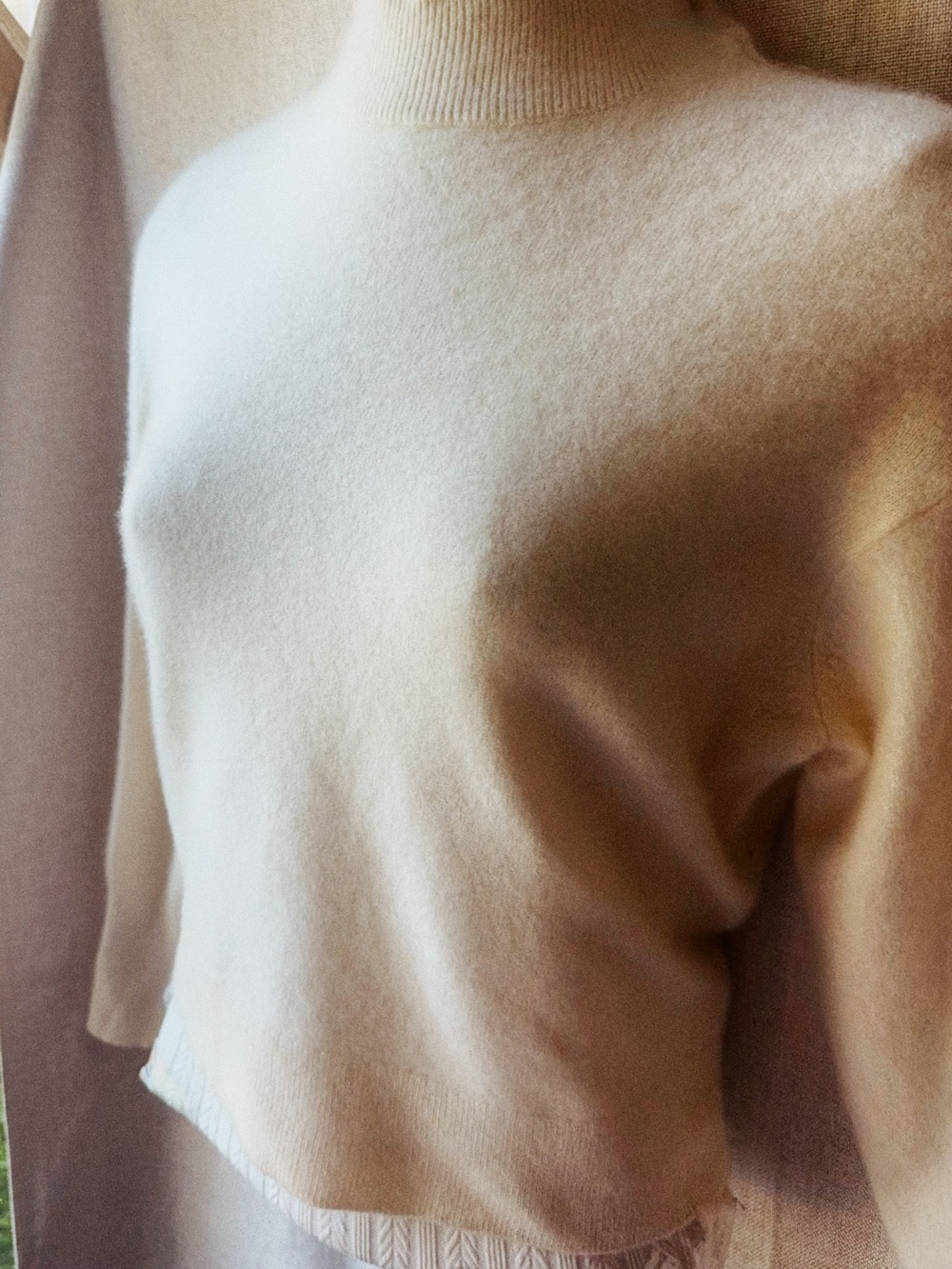 Everlane Cream Turtleneck Sweater - Picture 9 of 12